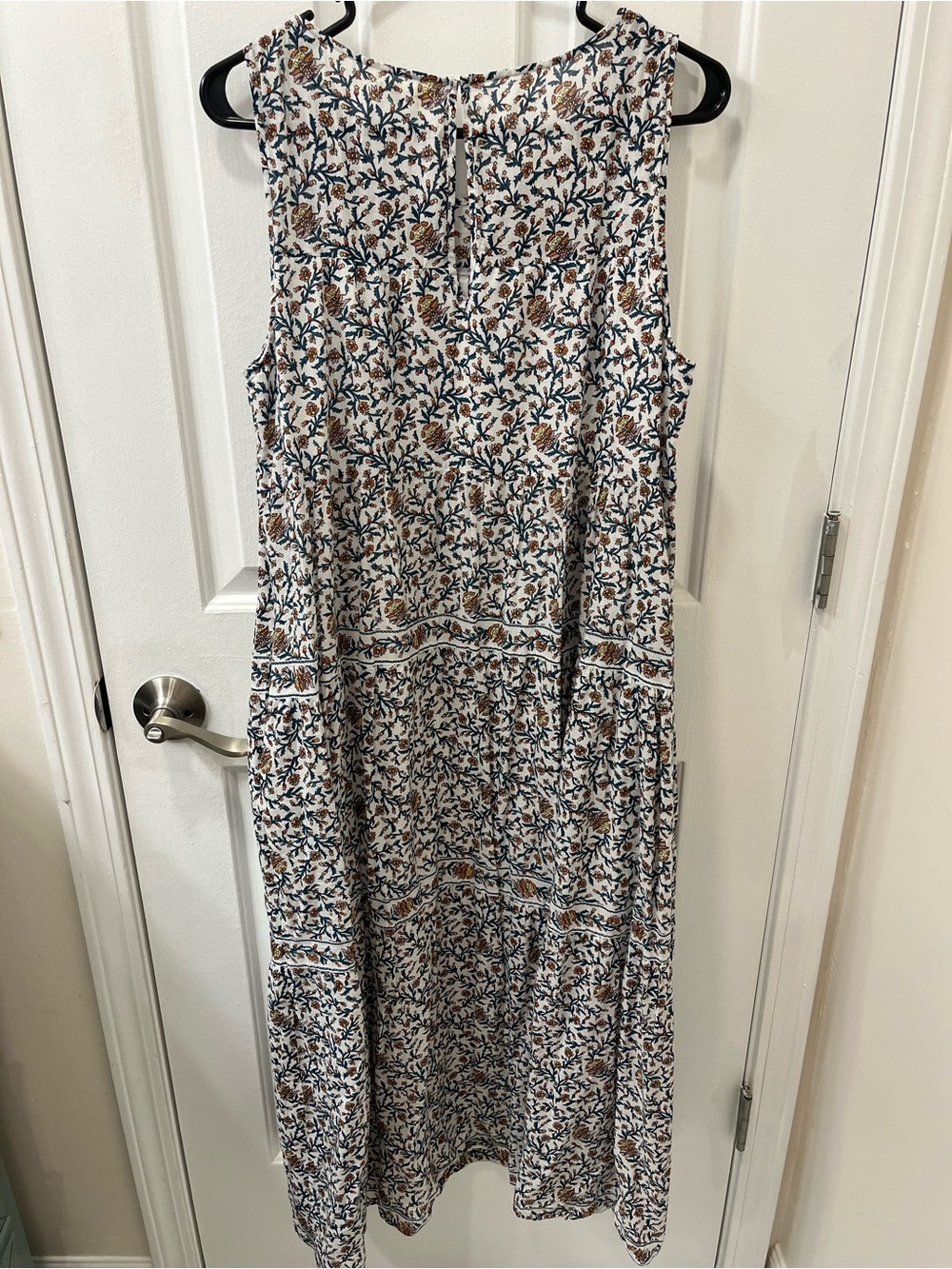 Max Studio Sleeveless Floral Tiered Maxi Dress in White, Green, Blue & Brown - Picture 2 of 3